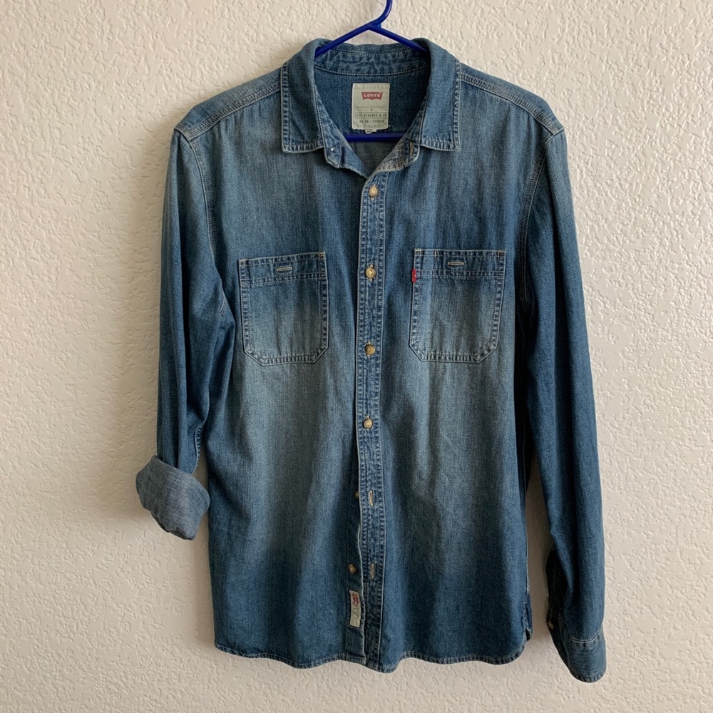 LEVIS vintage wash denim top unisex